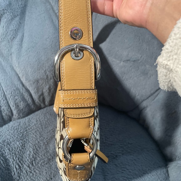 SOLD - Picture 4 of 5